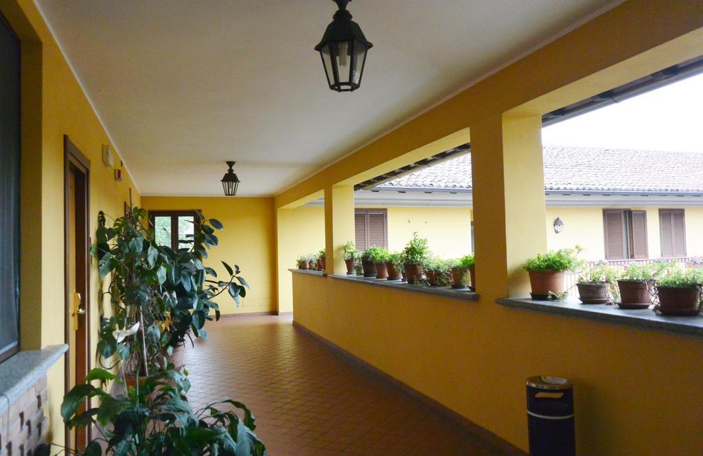 Hotel Ristorante Italia แชร์โตซา ดิ ปาเวีย ภายนอก รูปภาพ